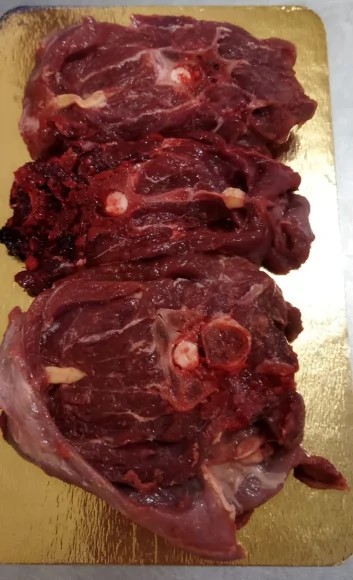 Шея страуса на кости Фото Шея страуса на кости