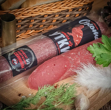 Фото Сыровяленая колбаса из утки