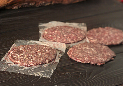 Превью Котлета для бургера из мяса страуса(упак. 4шт)