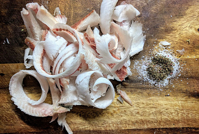 Превью Муксун свежемороженый (1,8-2,2кг)